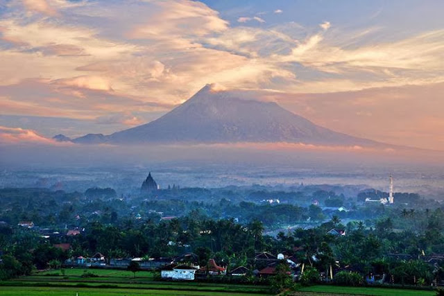 Galeri 12 Rekomendasi Wisata Jogja Terbaik 2026 untuk Liburan Nyaman
