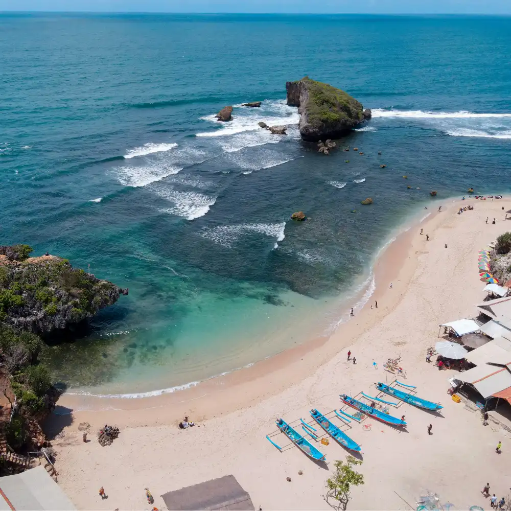keindahan Pantai Indrayanti yogyakarta