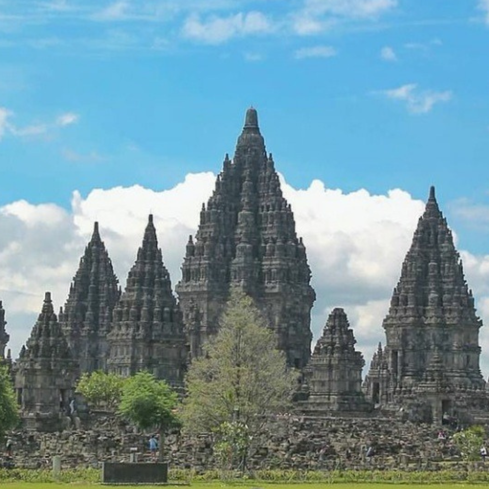 PAKET WISATA PRAMBANAN